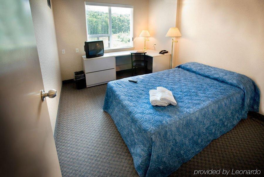Residence & Conference Centre - King City Bagian luar foto
